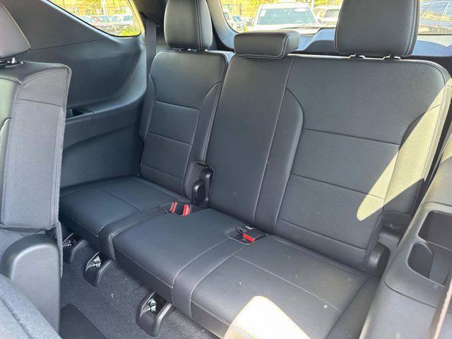 new 2025 Chevrolet Traverse car, priced at $44,940