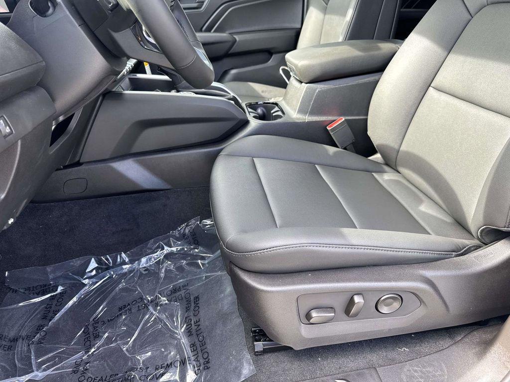 new 2026 Chevrolet Colorado car, priced at $46,110