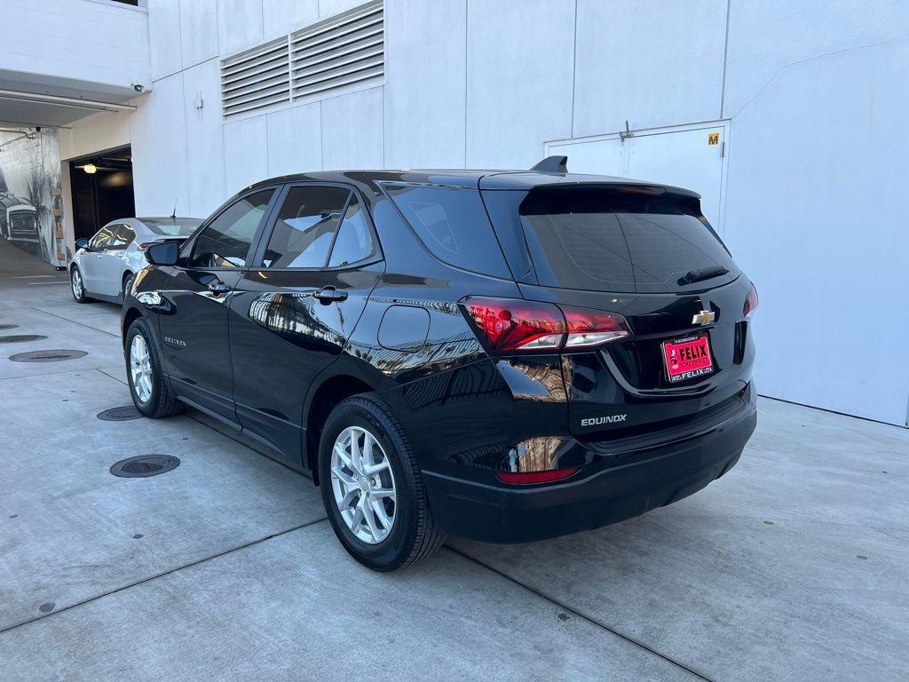 used 2022 Chevrolet Equinox car, priced at $17,991
