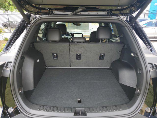 used 2025 Chevrolet Equinox car, priced at $35,792
