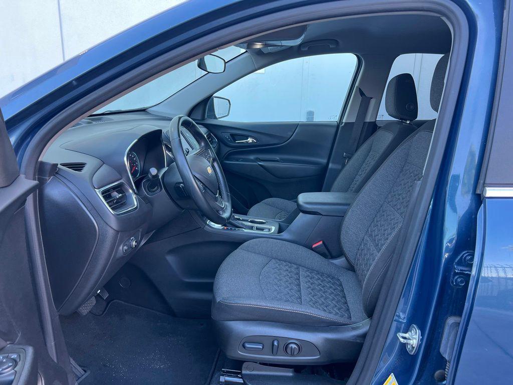 used 2024 Chevrolet Equinox car, priced at $18,791