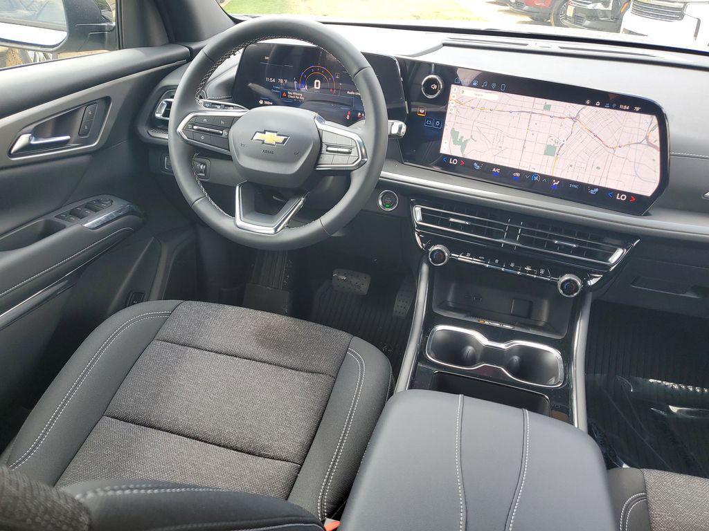 new 2026 Chevrolet Traverse car, priced at $48,095