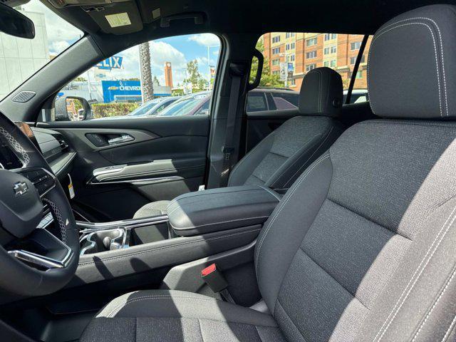 new 2025 Chevrolet Traverse car, priced at $49,489