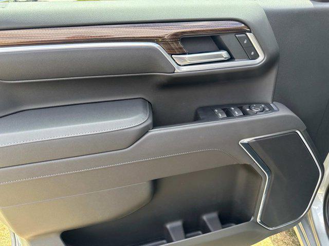 new 2025 Chevrolet Silverado 1500 car, priced at $48,595