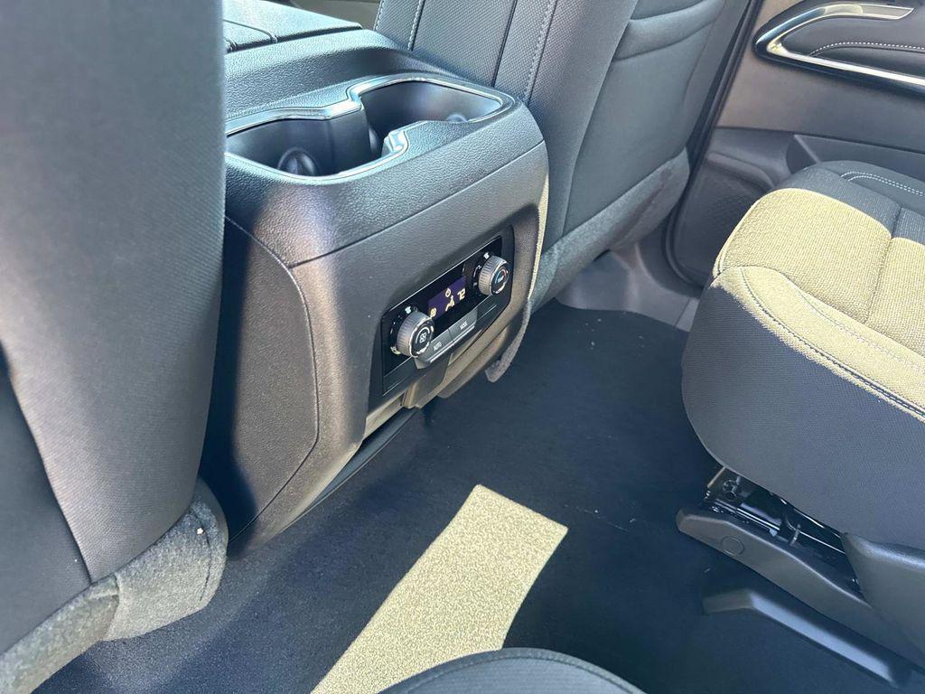 new 2026 Chevrolet Traverse car, priced at $48,095