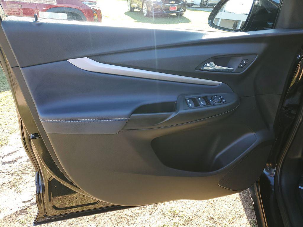used 2022 Chevrolet Bolt EUV car, priced at $17,994