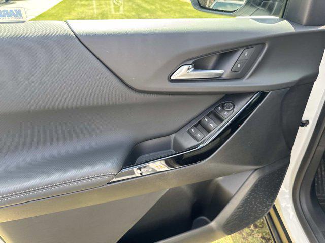 used 2025 Chevrolet Equinox car, priced at $26,396