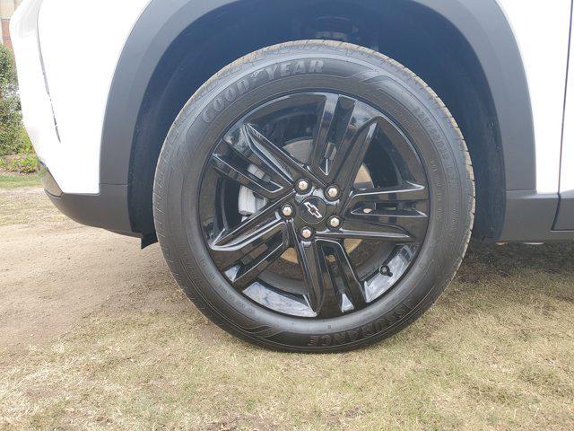 used 2025 Chevrolet Trax car, priced at $24,792
