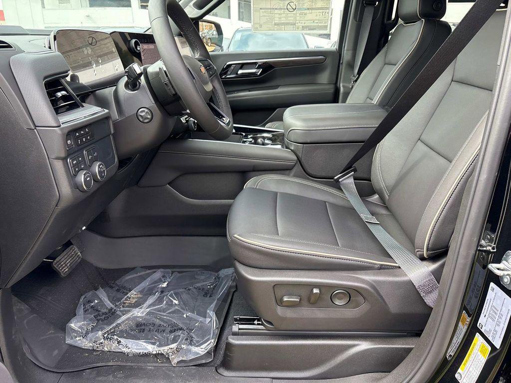 new 2025 Chevrolet Tahoe car, priced at $73,815