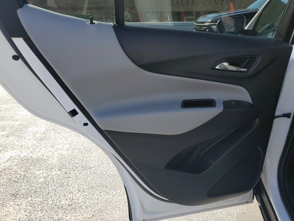 used 2024 Chevrolet Equinox car, priced at $18,993