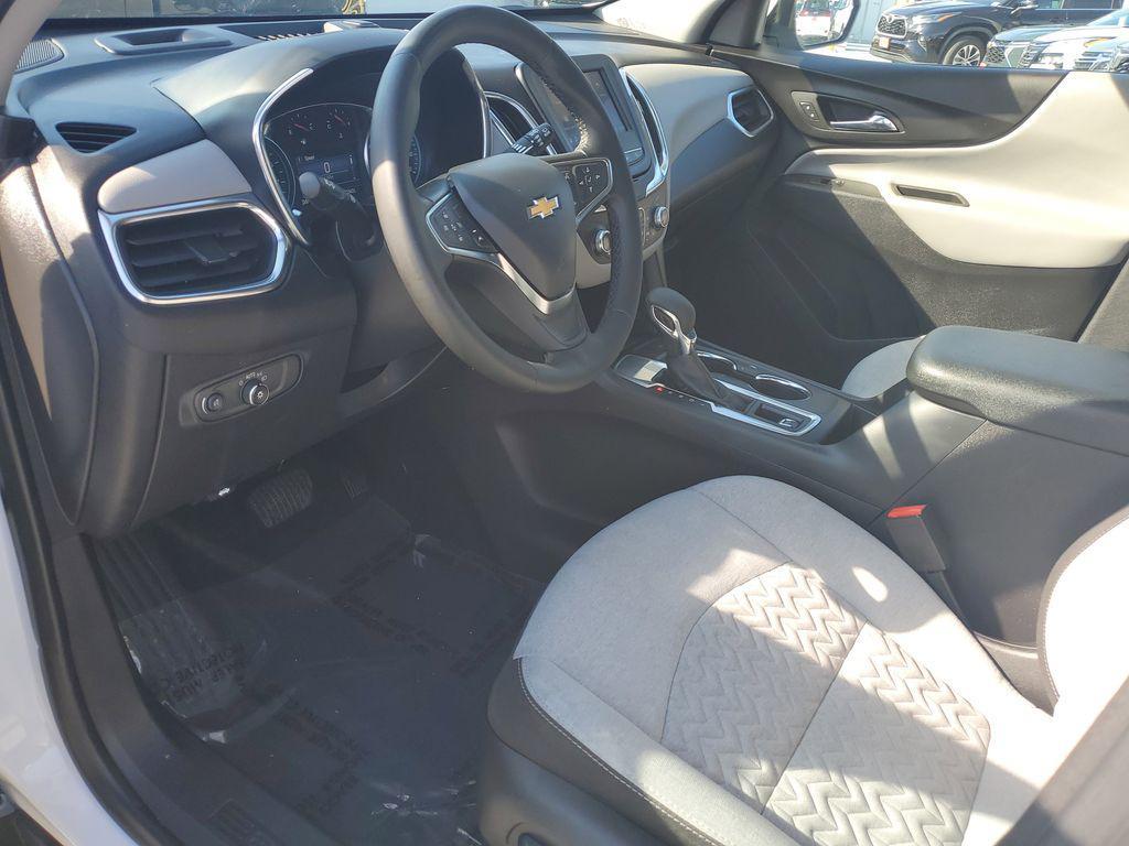 used 2024 Chevrolet Equinox car, priced at $18,993
