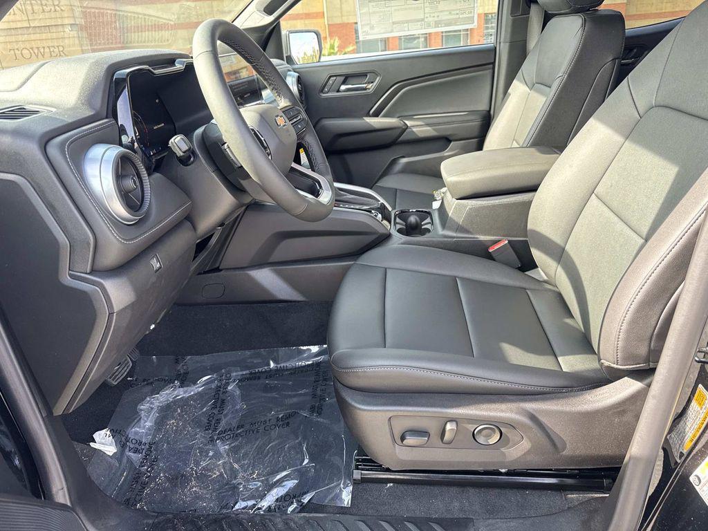 new 2025 Chevrolet Colorado car, priced at $38,085