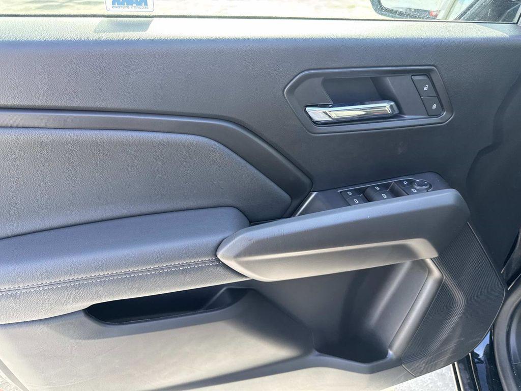 new 2025 Chevrolet Colorado car, priced at $38,085