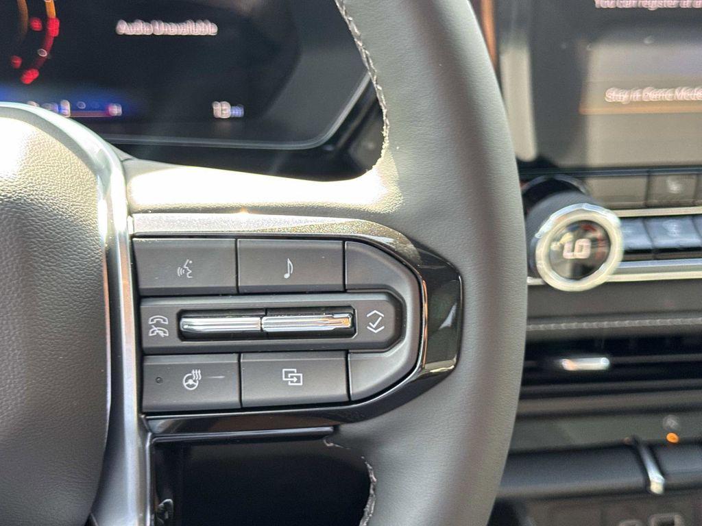 new 2025 Chevrolet Colorado car, priced at $38,085