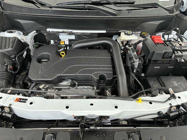 new 2025 Chevrolet Equinox car, priced at $31,040