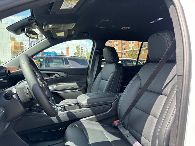 new 2025 Chevrolet Traverse car, priced at $45,540