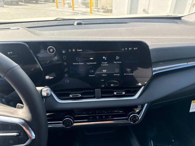 new 2025 Chevrolet Equinox car, priced at $31,040