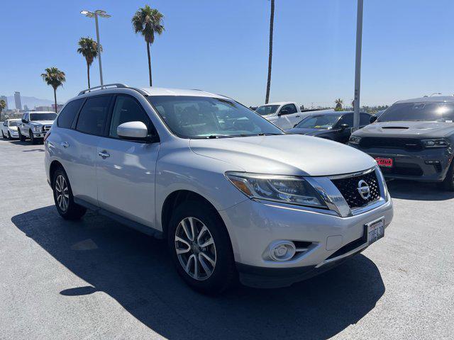 used 2016 Nissan Pathfinder car, priced at $9,791