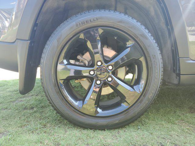 used 2022 Jeep Grand Cherokee car, priced at $30,993