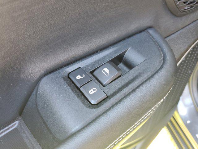 used 2022 Jeep Grand Cherokee car, priced at $30,993