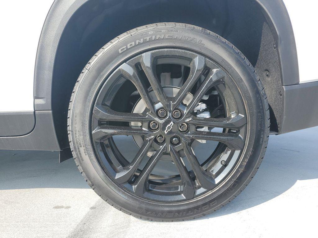 new 2026 Chevrolet Traverse car, priced at $48,095