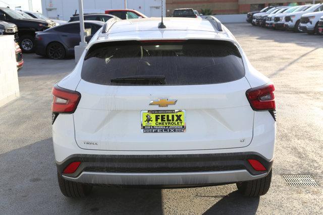 new 2025 Chevrolet Trax car, priced at $25,859