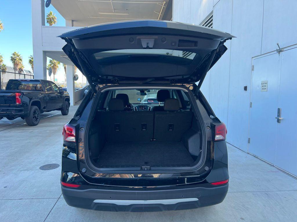 used 2024 Chevrolet Equinox car, priced at $17,991