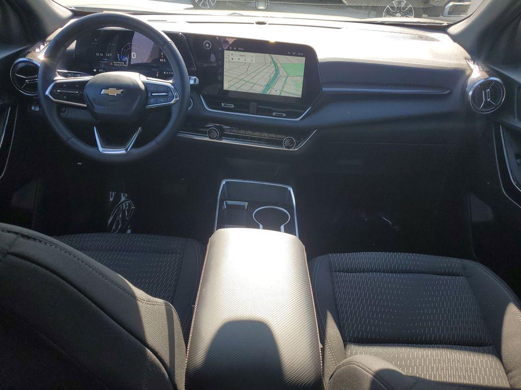 used 2025 Chevrolet Equinox car, priced at $24,692