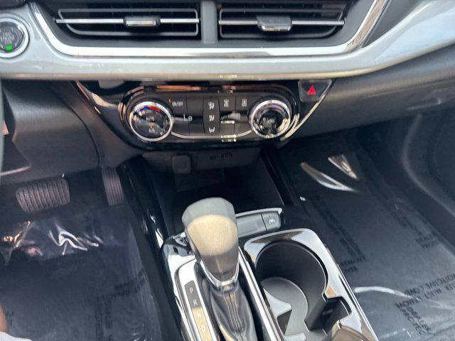 new 2025 Chevrolet Trax car, priced at $24,095