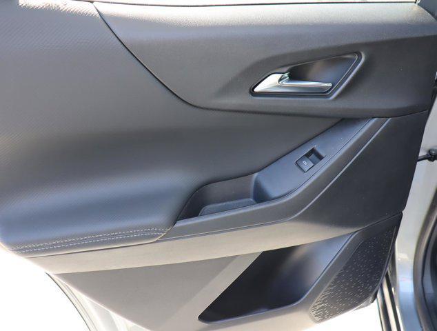 new 2025 Chevrolet Equinox car, priced at $31,040