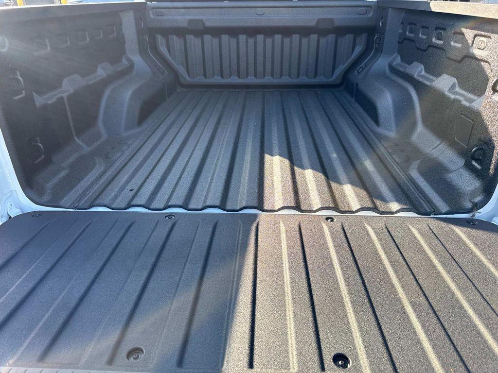 new 2025 Chevrolet Colorado car, priced at $32,615