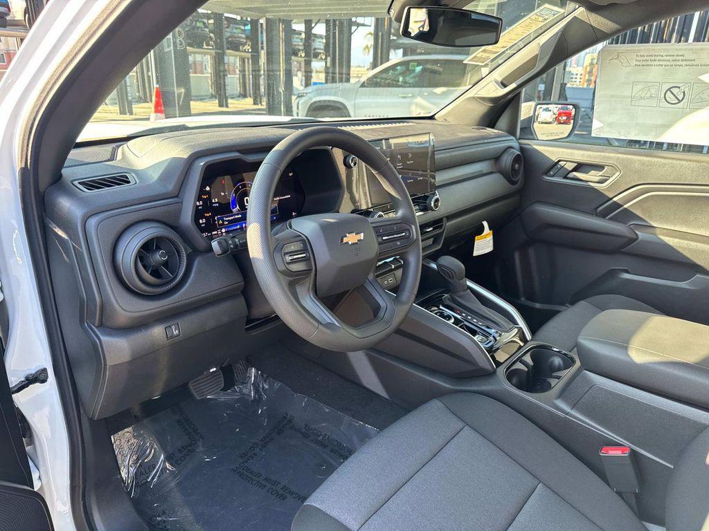 new 2025 Chevrolet Colorado car, priced at $32,615