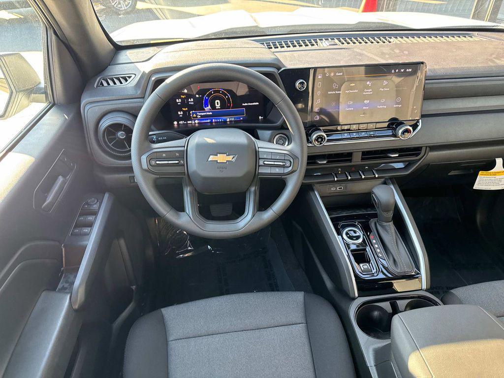 new 2025 Chevrolet Colorado car, priced at $32,615