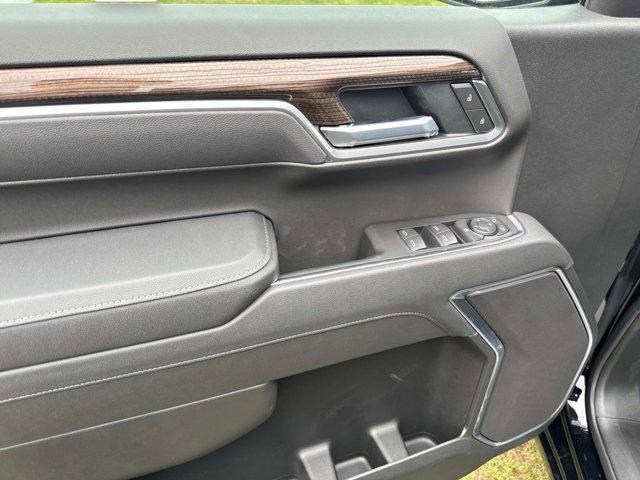 new 2025 Chevrolet Silverado 1500 car, priced at $51,595