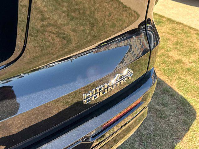 new 2025 Chevrolet Traverse car, priced at $59,865