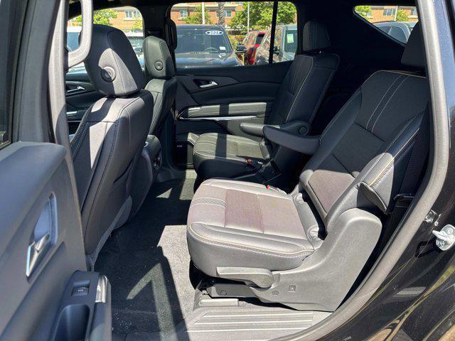 new 2025 Chevrolet Traverse car, priced at $59,865