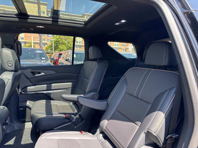 new 2025 Chevrolet Traverse car, priced at $59,865