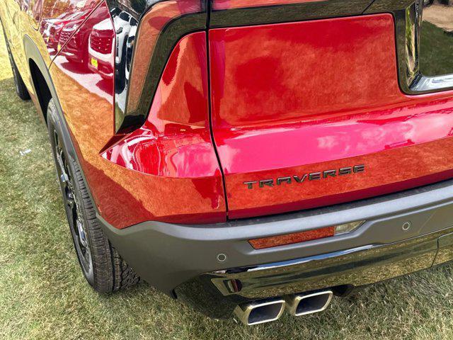 new 2025 Chevrolet Traverse car, priced at $50,750