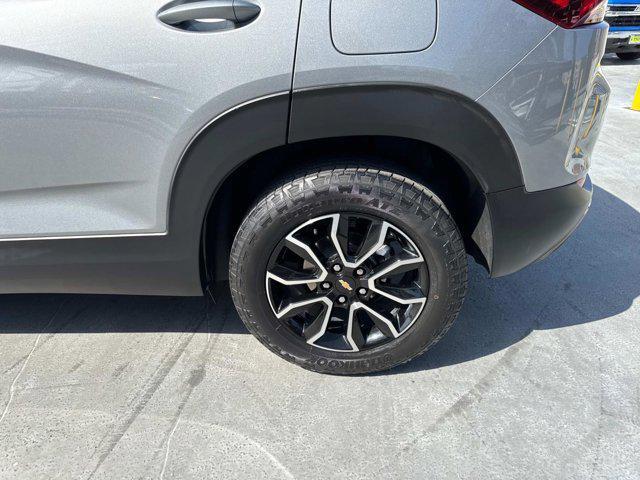 used 2023 Chevrolet TrailBlazer car, priced at $21,992