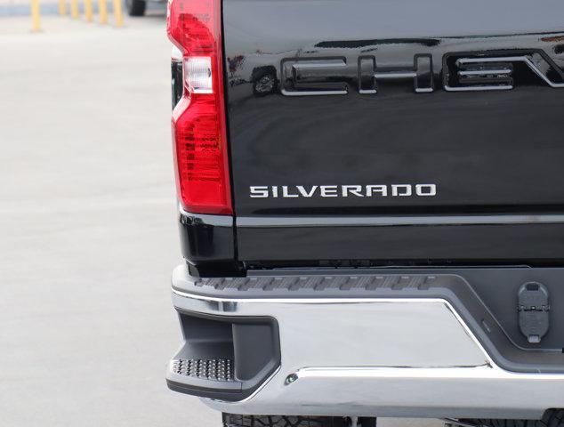 new 2025 Chevrolet Silverado 3500 car, priced at $72,585