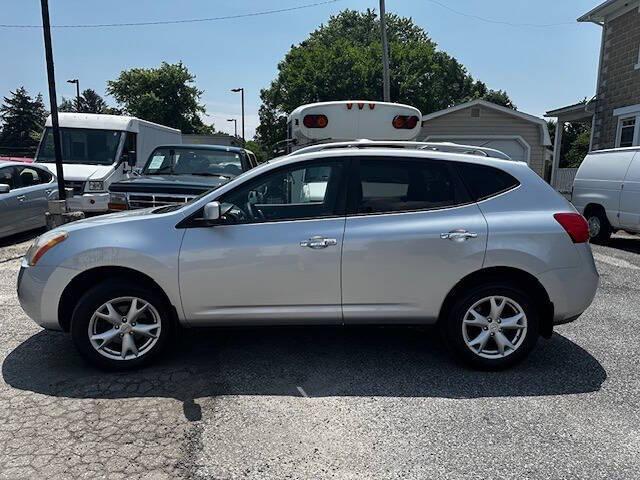 used 2010 Nissan Rogue car, priced at $7,975