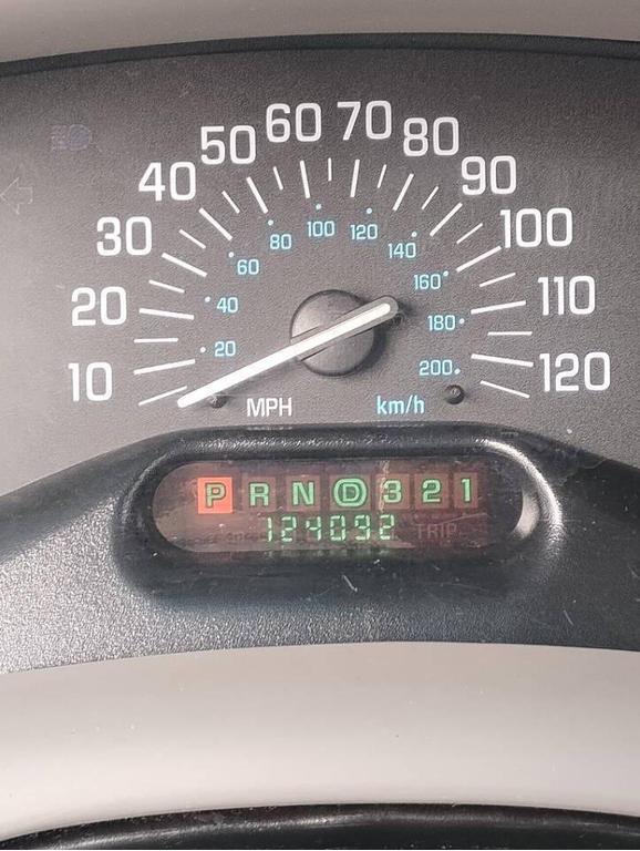 used 2005 Buick Century car, priced at $7,495