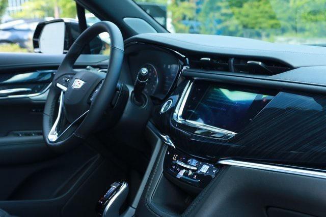 used 2024 Cadillac XT6 car, priced at $44,900