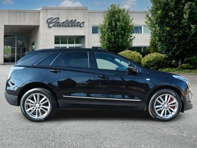 used 2022 Cadillac XT5 car, priced at $32,900