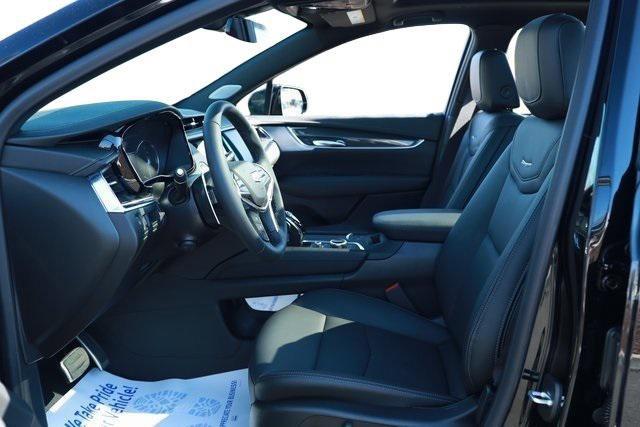 used 2022 Cadillac XT5 car, priced at $32,900