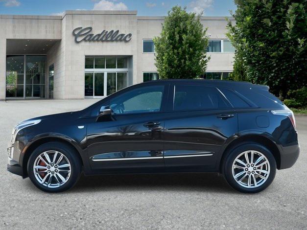 used 2022 Cadillac XT5 car, priced at $32,900