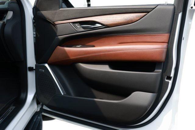 used 2020 Cadillac Escalade ESV car, priced at $42,900