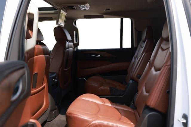 used 2020 Cadillac Escalade ESV car, priced at $42,900