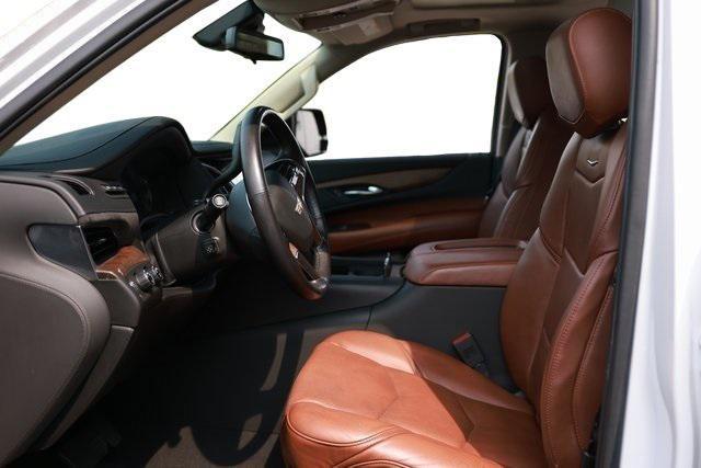 used 2020 Cadillac Escalade ESV car, priced at $42,900