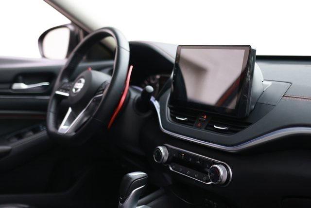 used 2019 Nissan Altima car, priced at $13,900